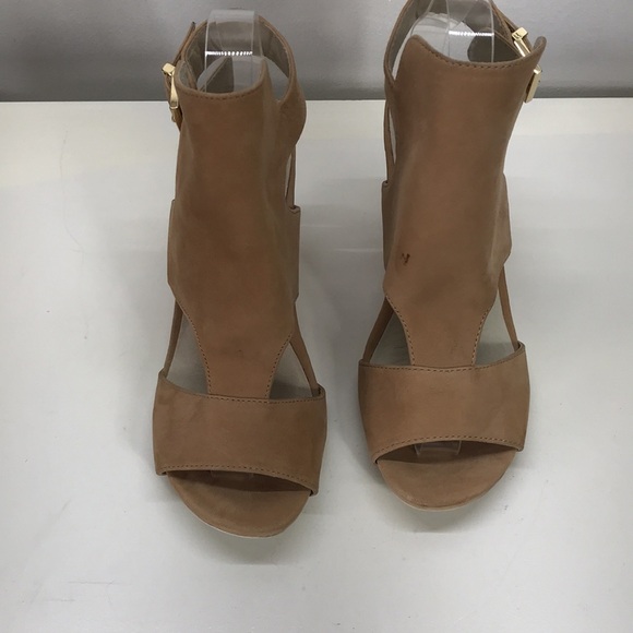 Kenneth Cole New York Nude-Colored Leather Suede Wedge Sandals - Picture 3 of 14